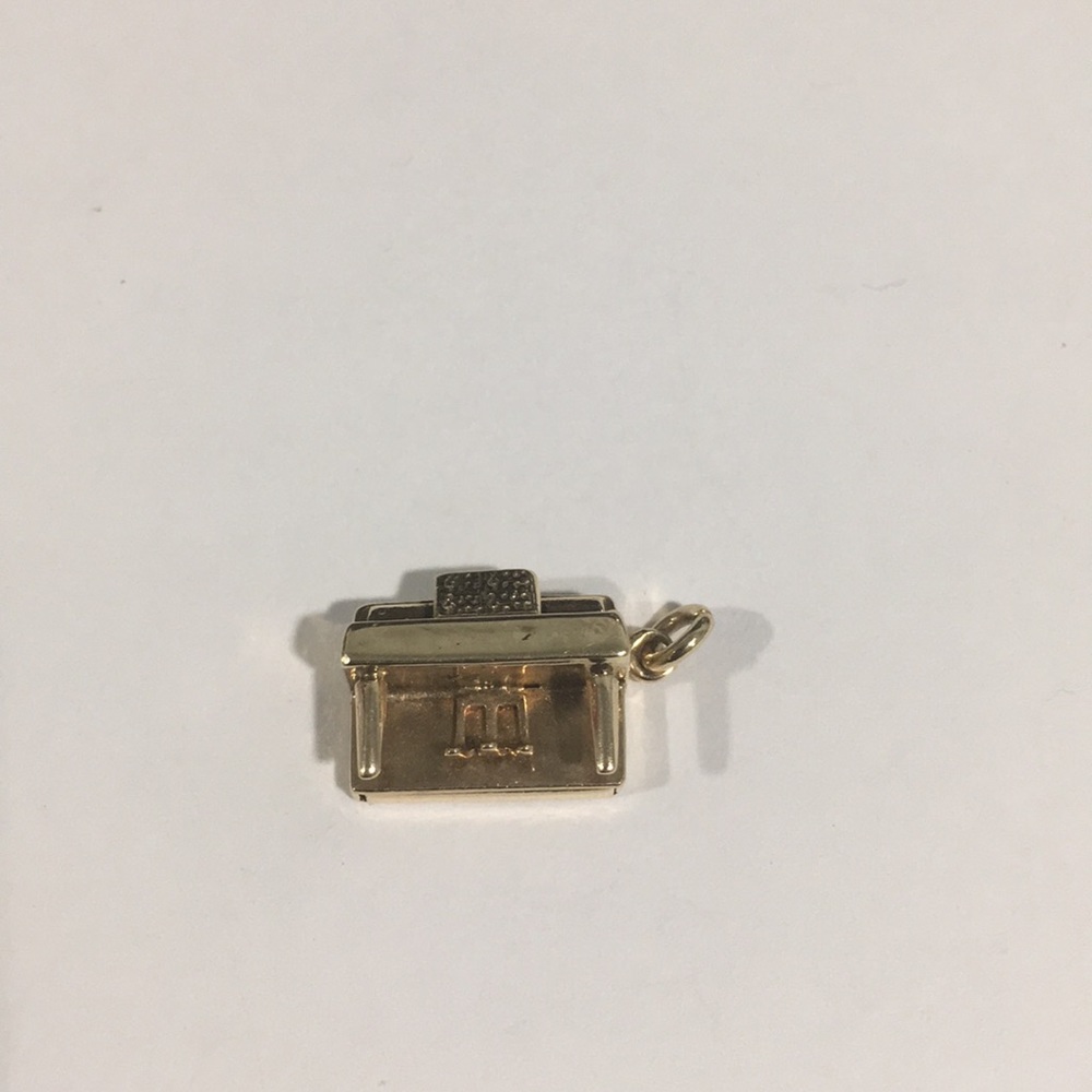 14k Yellow Gold Vintage Piano Charm - Picture 2 of 6